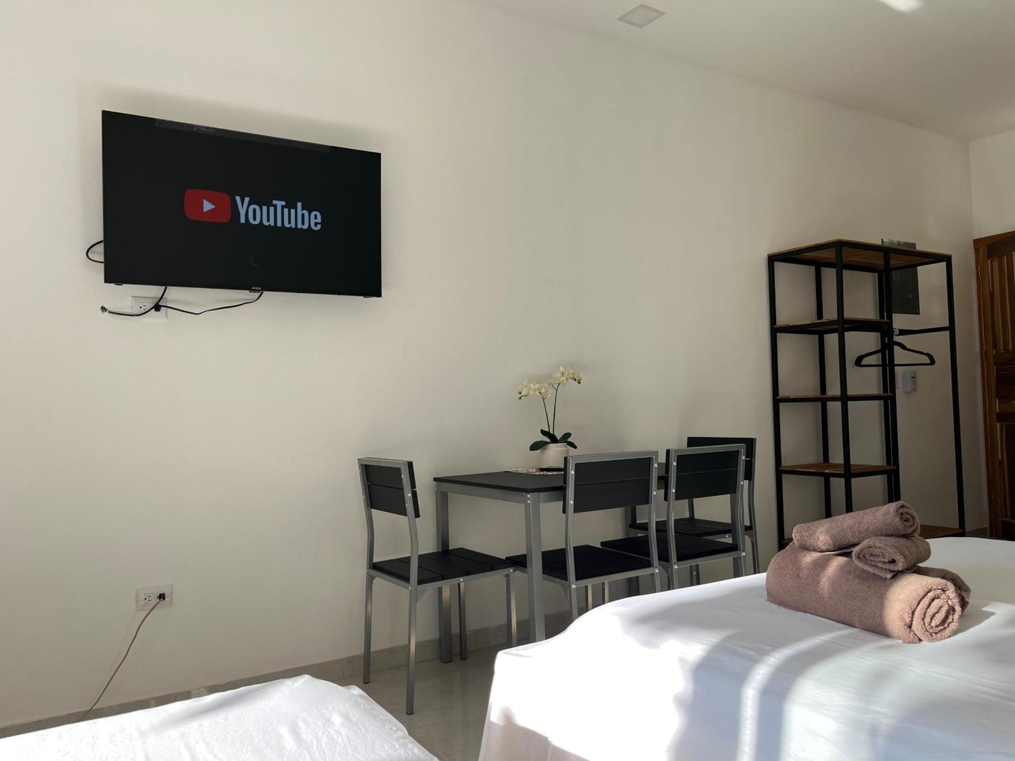 Bed and Breakfast La Jungla Каррильо Экстерьер фото